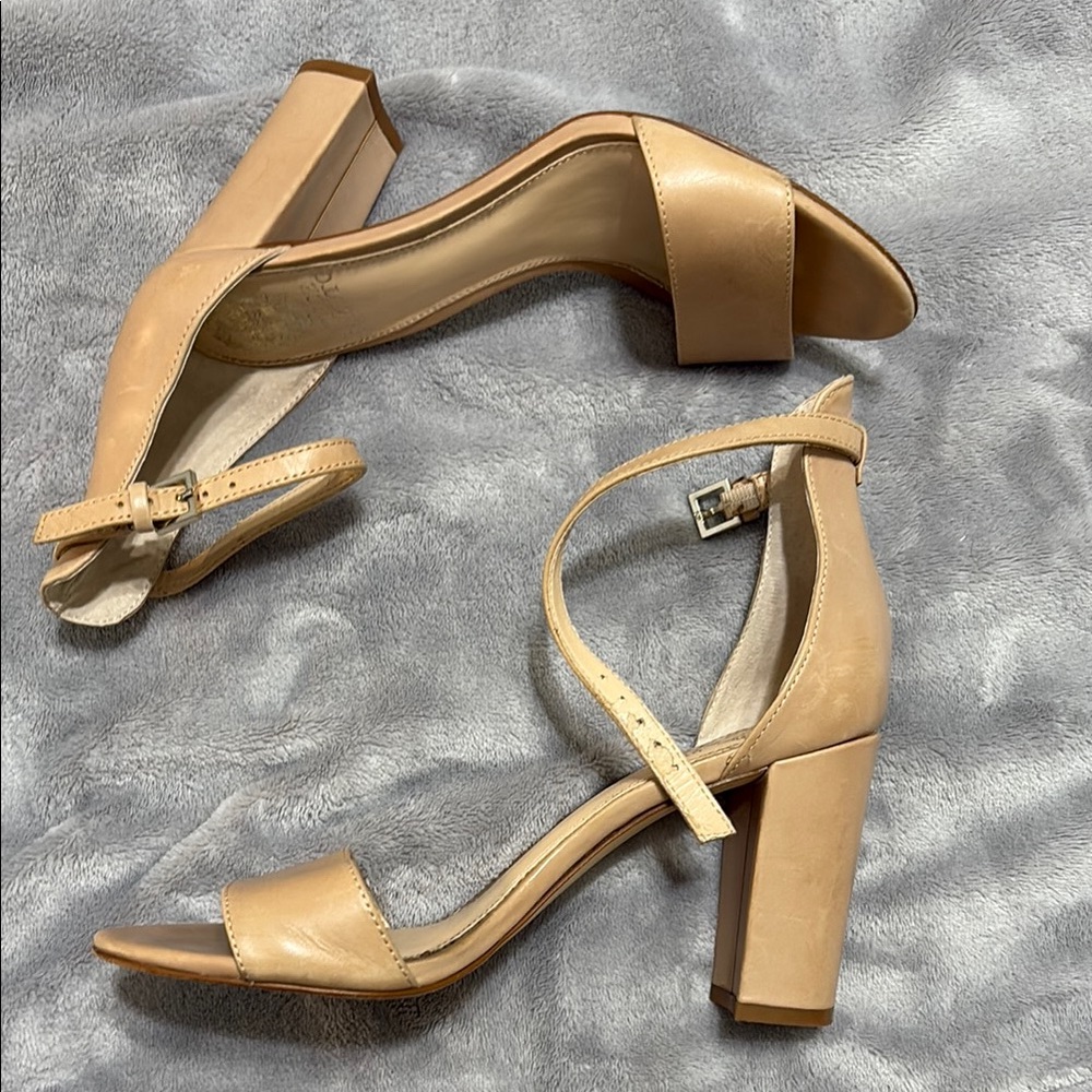 SAM EDELMAN Elegant Tan Block Heel Sandals